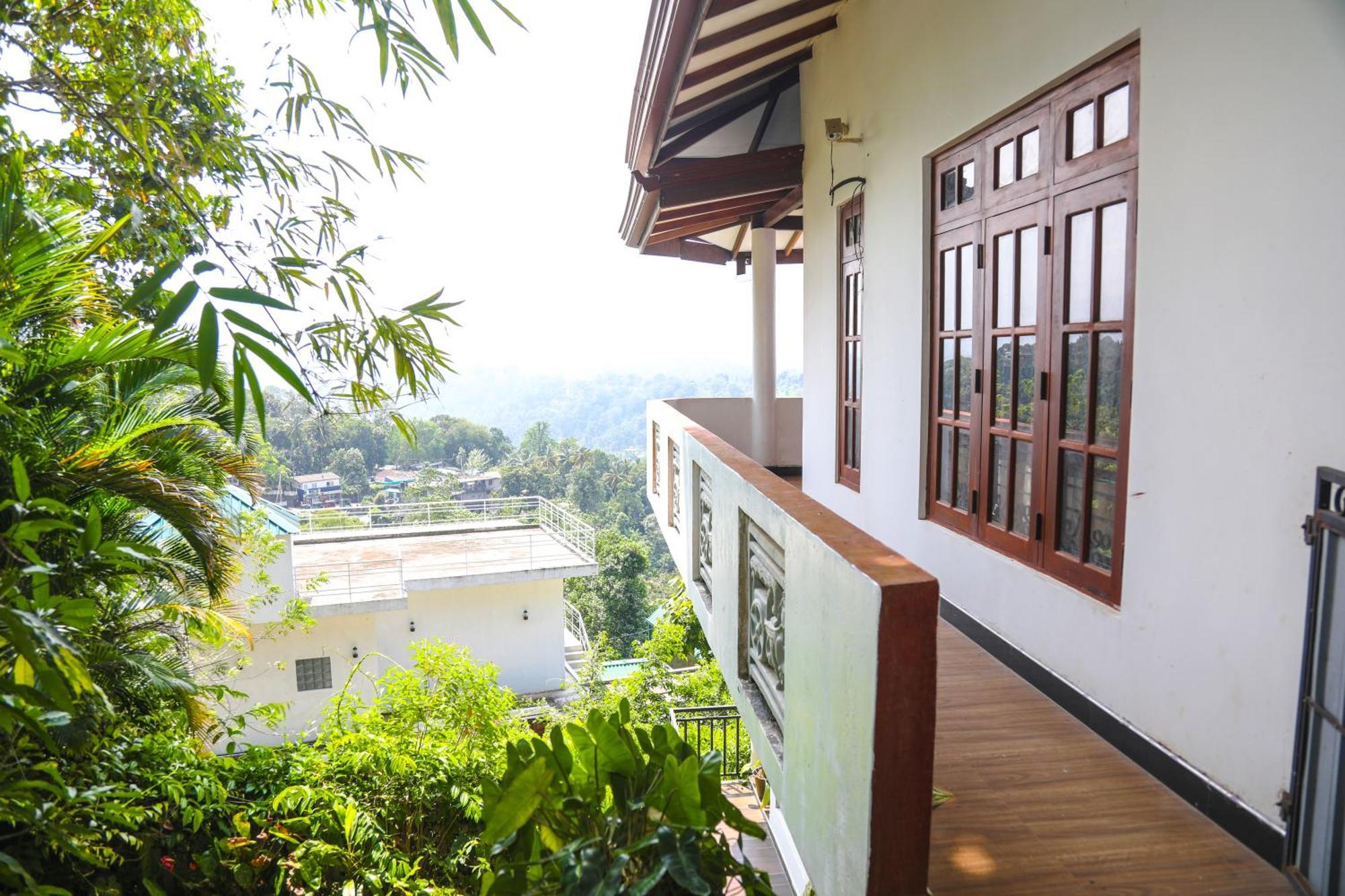 Mountain Bliss Villa Peradeniya Esterno foto