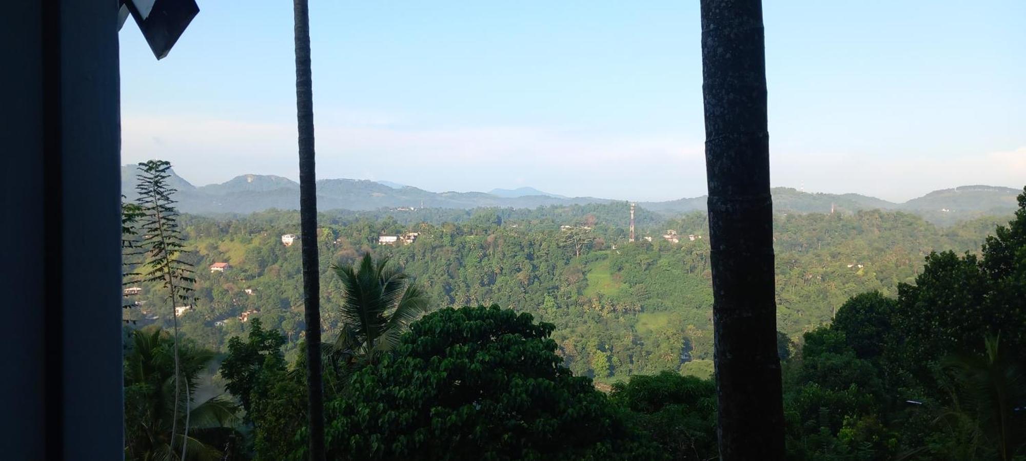 Mountain Bliss Villa Peradeniya Esterno foto